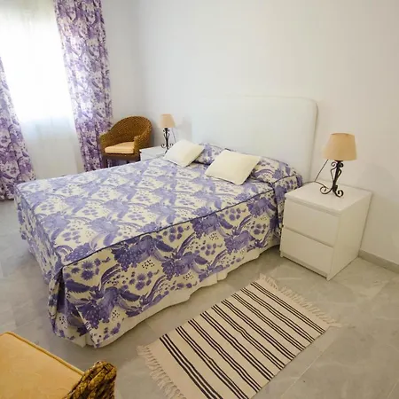 Ana Apartment *